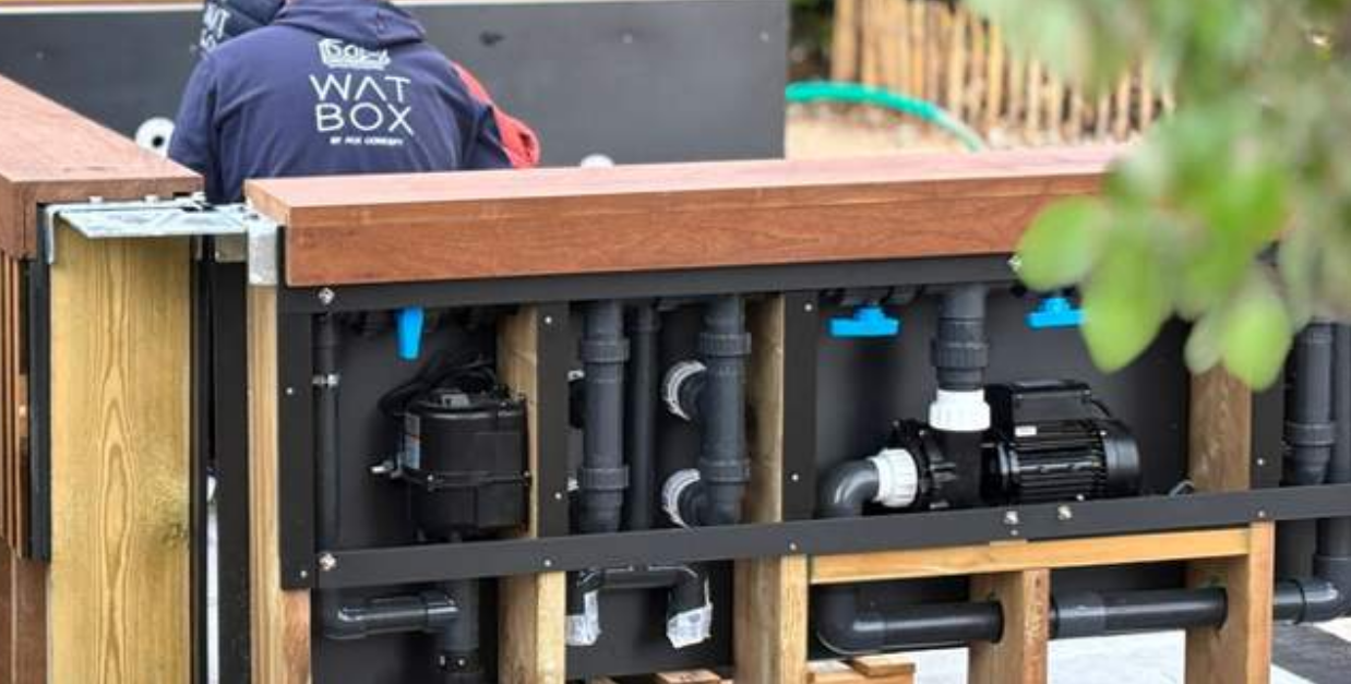 WATBOX by AGX Concept - Piscine semi-enterrée personnalisable, 4m x 4m