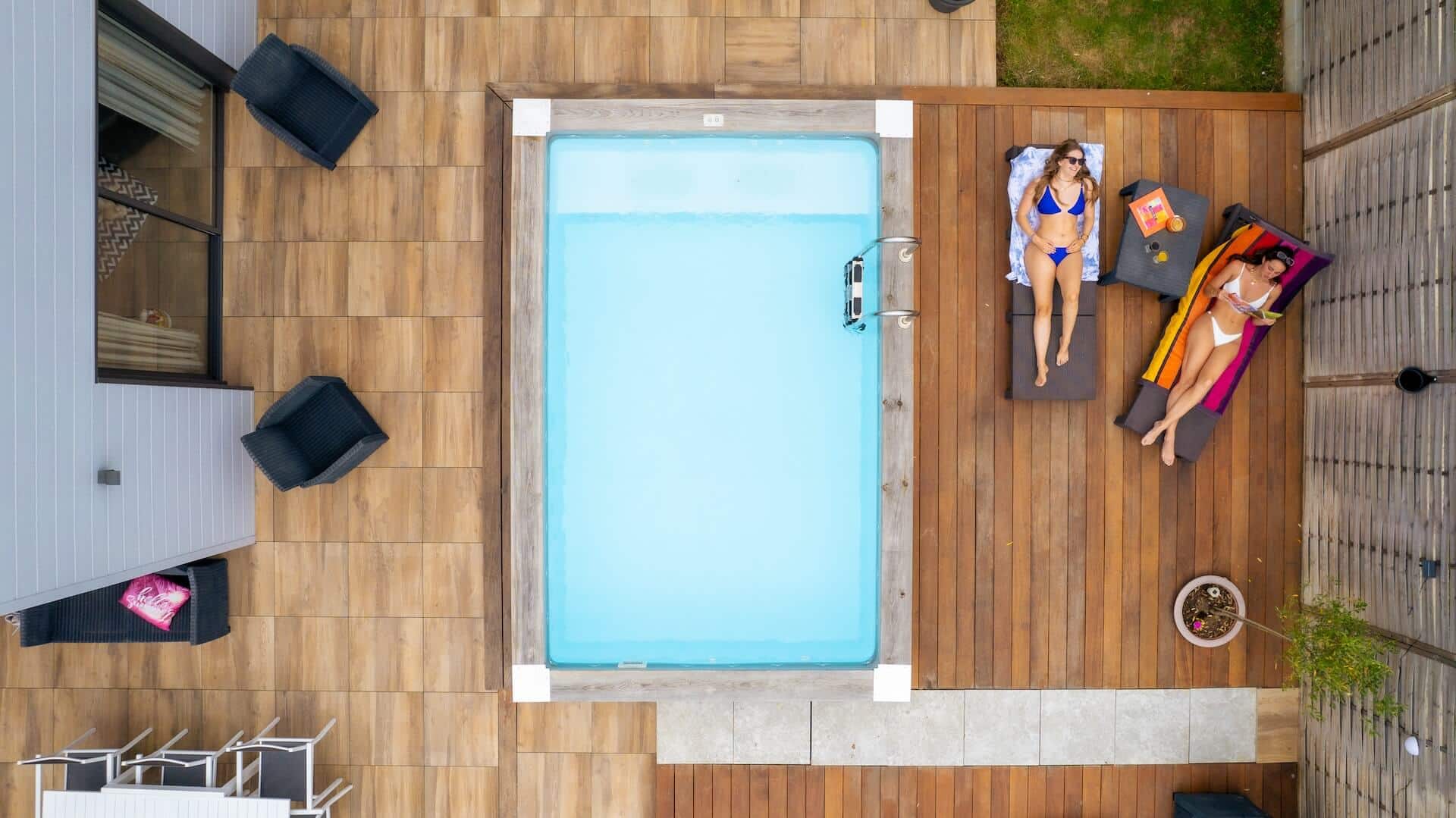 WATBOX by AGX Concept - Piscine semi-enterrée personnalisable, 4m x 4m
